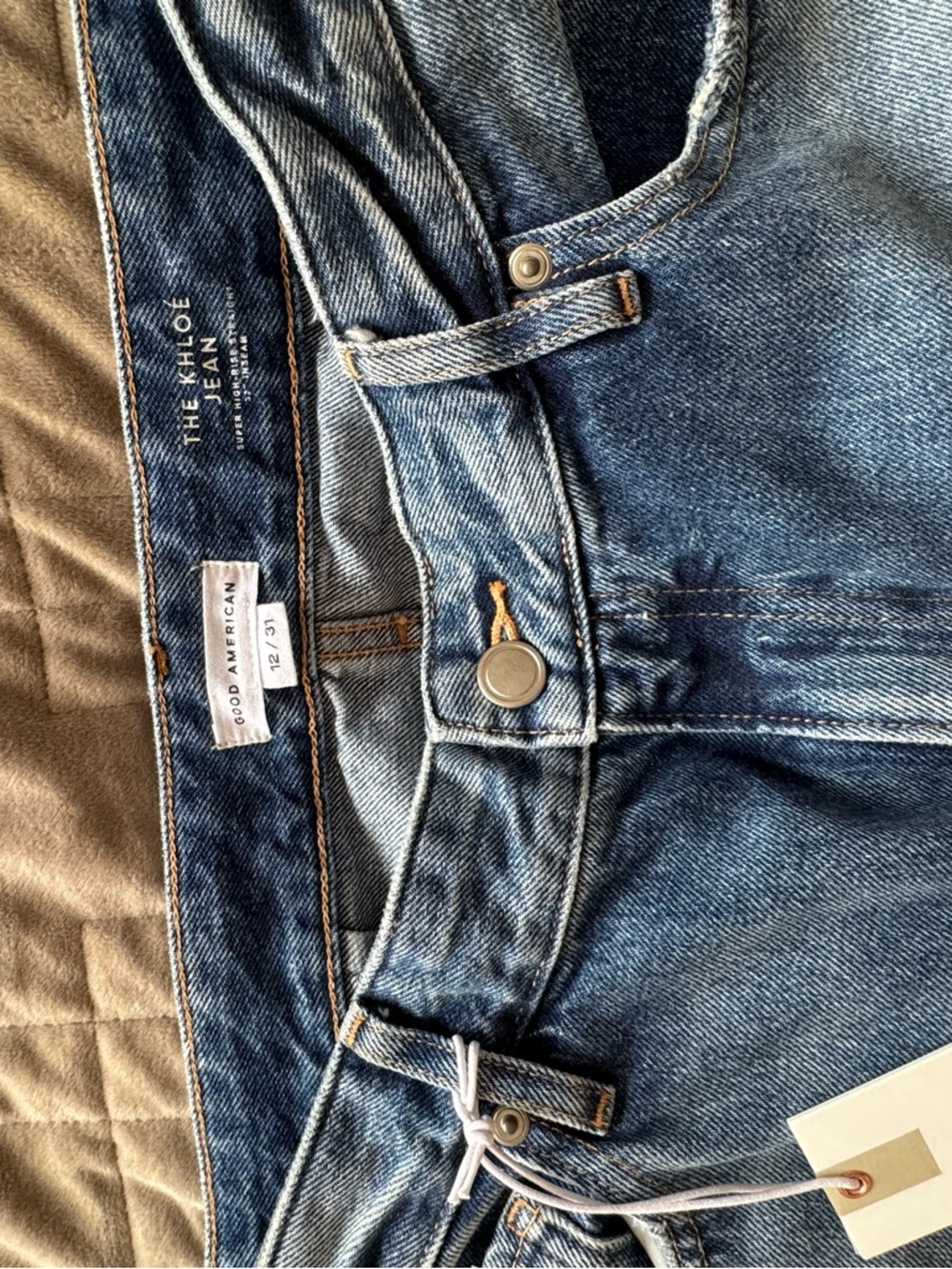 Good American - the Chloe - Super High Rise Straight - 12/31 - Picture 2 of 4